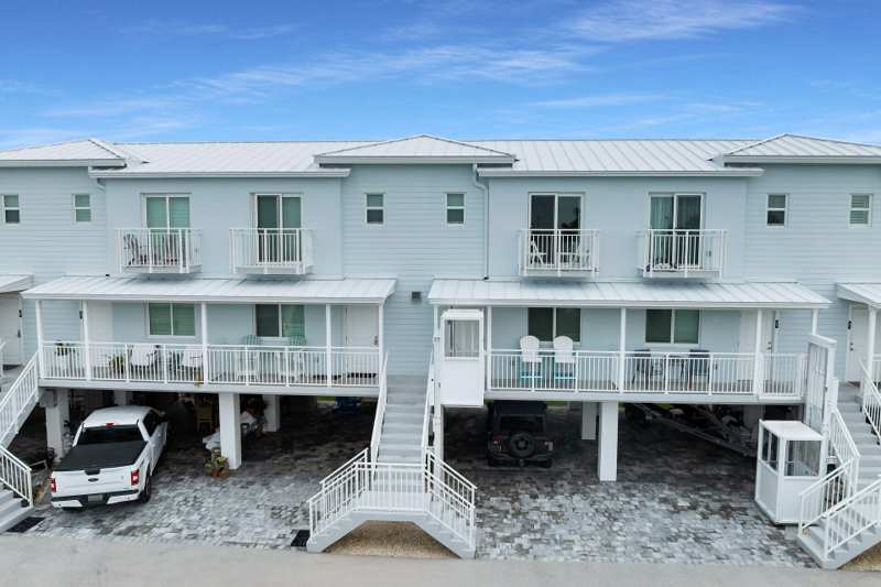1 bedroom Condominium at 10877 Overseas Highway #82, Ocean Isles Fishing (52.5), Marathon — photo 1