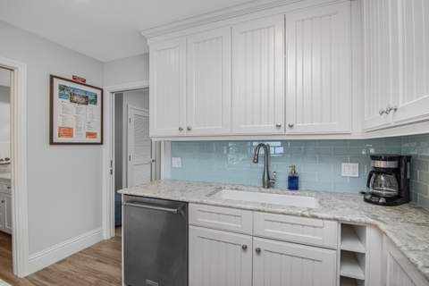 755 W Ocean Drive #7, Key Colony FL - photo 15 of 28