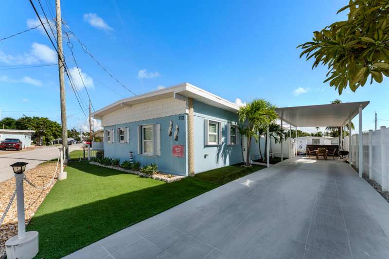 3 bedroom Mobile Home at 712 26Th Street, Harbor Isle (48.5), Marathon — photo 1
