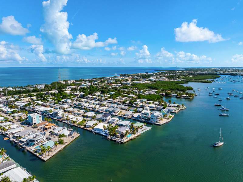 3 bedroom Mobile Home at 712 26Th Street, Harbor Isle (48.5), Marathon — photo 3