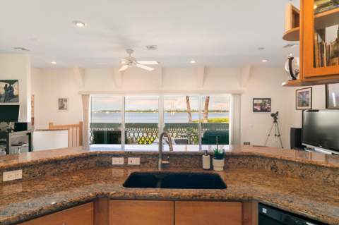 5 McCoy Circle ## 5, Key West FL - photo 14 of 38