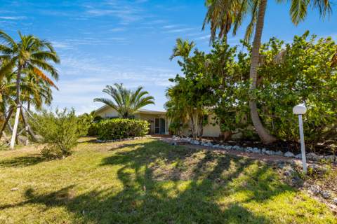 1151 Sugarloaf Boulevard, Sugarloaf Key FL - photo 7 of 32