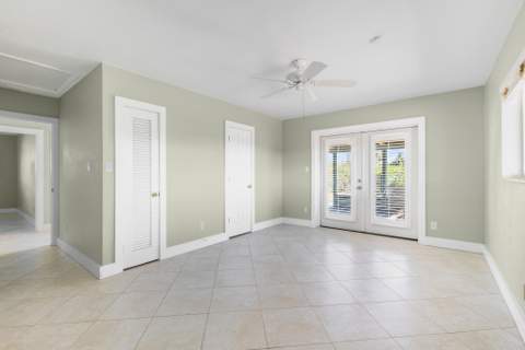 1151 Sugarloaf Boulevard, Sugarloaf Key FL - photo 16 of 32