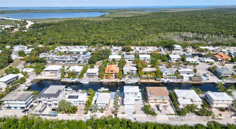 4 bedroom Single Family Residence at 48 S Andros Road, Ocean Isle Estates (106.0), Key Largo — photo 5