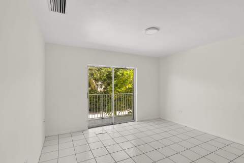 1129 Pebble Beach Lane #Apt 11, Duck Key FL - photo 6 of 21