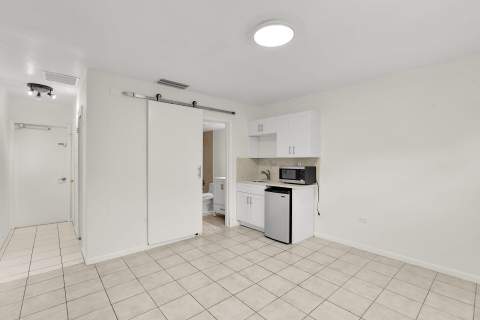 1129 Pebble Beach Lane #Apt 11, Duck Key FL - photo 12 of 21