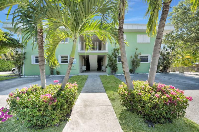 2 bedroom Condominium at 1129 Pebble Beach Lane #Apt 11, Indies Island Condo (61.0), Duck Key — photo 2