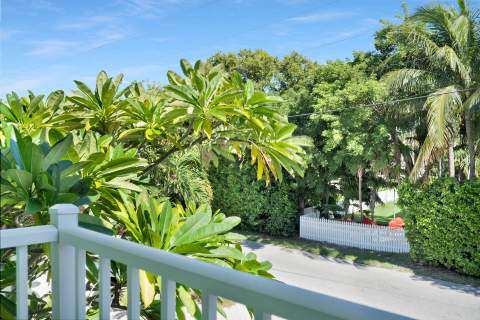 1129 Pebble Beach Lane #Apt 11, Duck Key FL - photo 7 of 21