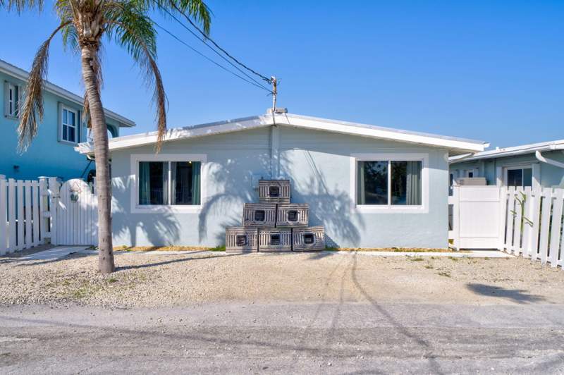 2 bedroom Single Family Residence at 97 Coral Lane, Key Colony Beach (53.5), Key Colony — photo 3