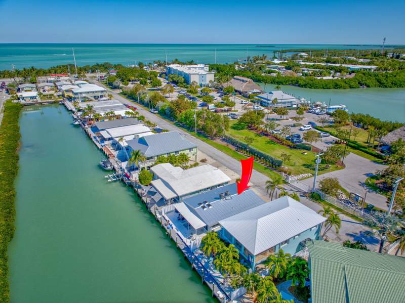 2 bedroom Single Family Residence at 97 Coral Lane, Key Colony Beach (53.5), Key Colony — photo 4