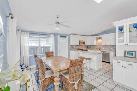 97 Coral Lane, Key Colony FL - photo 6 of 47