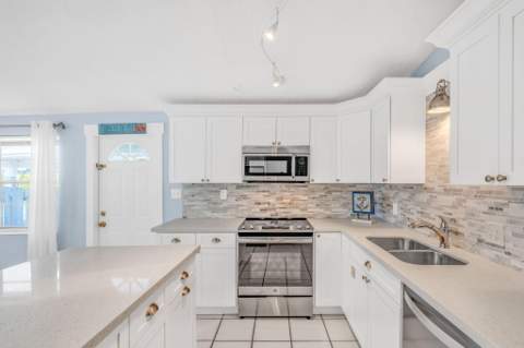 97 Coral Lane, Key Colony FL - photo 17 of 47