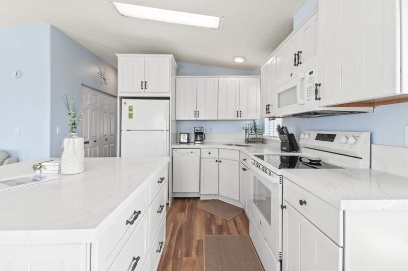 2 bedroom Mobile Home at 701 Spanish Main Drive #198, Venture Out (23.0), Cudjoe Key — photo 5
