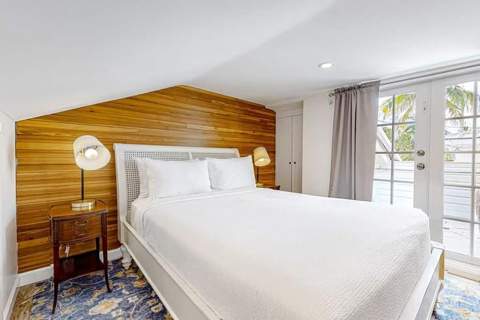 1011 Whitehead Street, Key West FL - photo 7 of 34