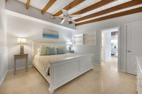 133 8Th Street, Key Colony FL - photo 15 of 47