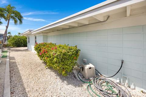133 8Th Street, Key Colony FL - photo 22 of 47