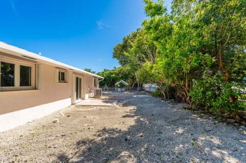 209 2Nd Street, Key Largo FL - photo 7 of 45