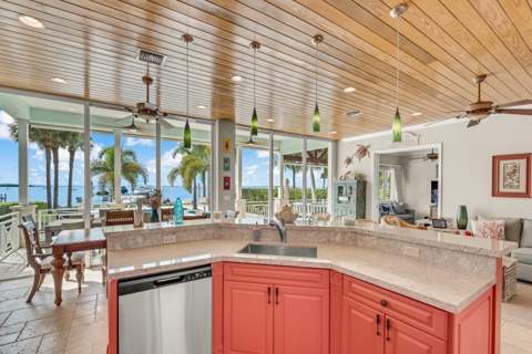 126 Point Pleasant Drive, Key Largo FL - photo 13 of 89