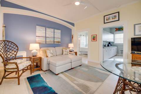1500 Seminary Street #Apt 2D, Key West FL - photo 8 of 20