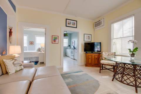 1500 Seminary Street #Apt 2D, Key West FL - photo 10 of 20