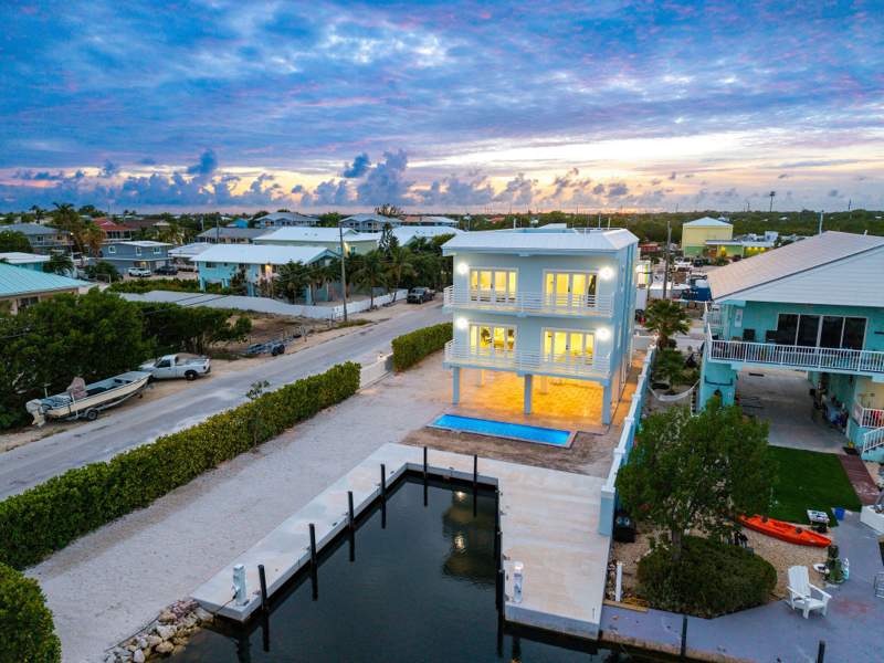 3 bedroom Single Family Residence at 613 Portia Circle, Key Largo Beach Addition (100.0), Key Largo — photo 2