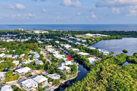 328 S Coconut Palm Boulevard, Plantation Key FL - photo 6 of 85