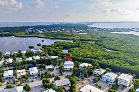 328 S Coconut Palm Boulevard, Plantation Key FL - photo 7 of 85