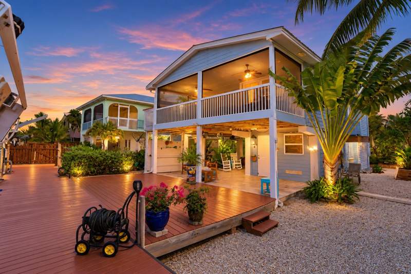 2 bedroom Single Family Residence at 27398 Saint Vincent Lane, Breezeswept Bch Est (27.5), Ramrod Key — photo 2