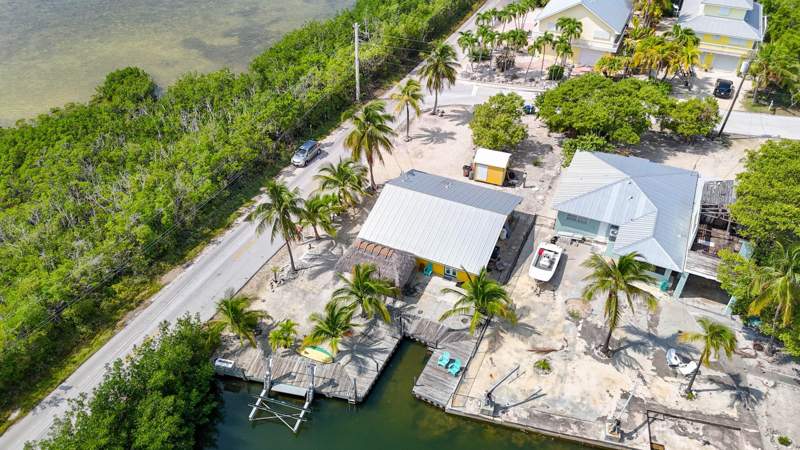 2 bedroom Single Family Residence at 28441 Meyer Avenue, Mates Beach (28.5), Little Torch Key — photo 4