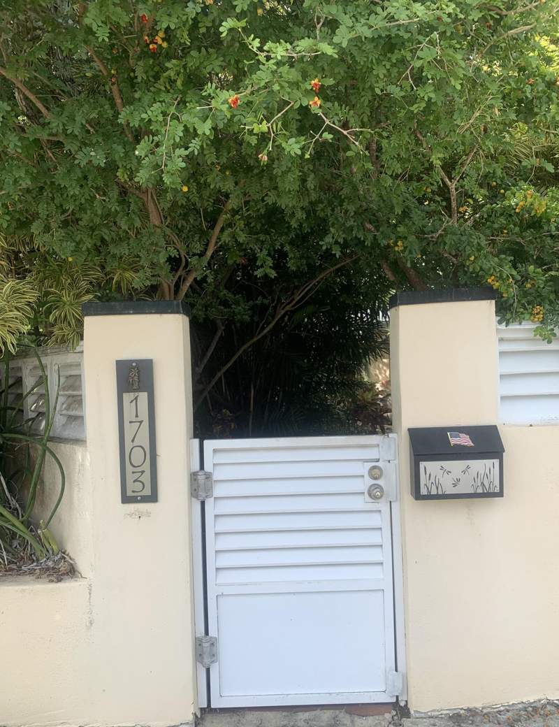 3 bedroom Single Family Residence at 1703 South Street, Monroe Investement Co Sub (2.0), Key West — photo 2