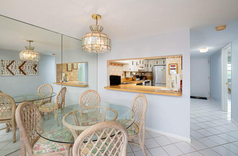 2 bedroom Condominium at 79901 Overseas Highway #410, Palms of Isla (80.0), Upper Matecumbe Key Islamorada — photo 5