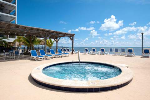 79901 Overseas Highway #410, Upper Matecumbe Key Islamorada FL - photo 20 of 24