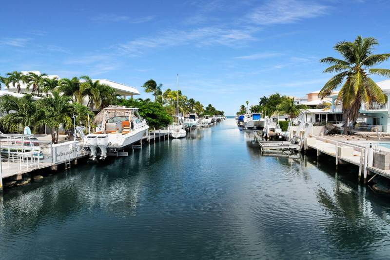 2 bedroom Single Family Residence at 2110 Dolphin Drive, Venice (52.0), Marathon — photo 4