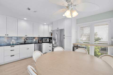 2110 Dolphin Drive, Marathon FL - photo 7 of 44