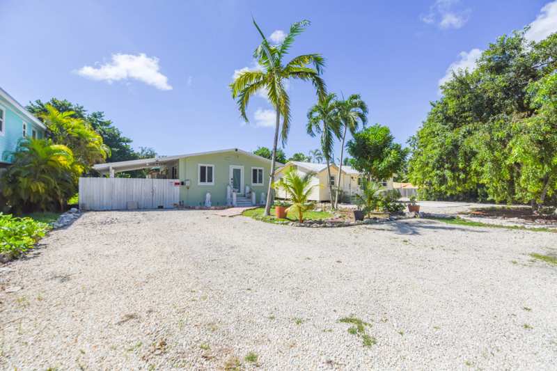 2 bedroom Single Family Residence at 30378 Palm Drive, Palm Villa (30.5), Big Pine Key — photo 1
