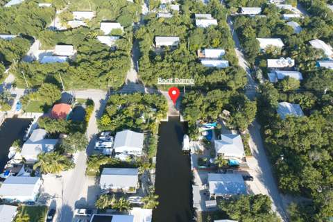 29283 Coconut Palm Drive, Big Pine Key FL - photo 20 of 48