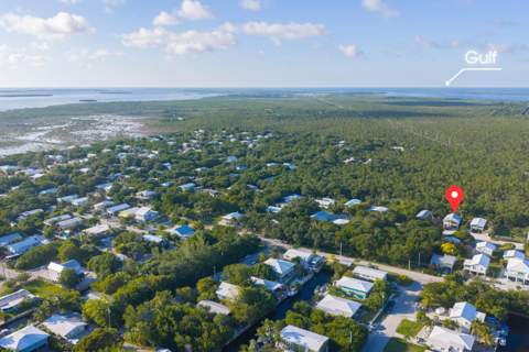 29283 Coconut Palm Drive, Big Pine Key FL - photo 21 of 48