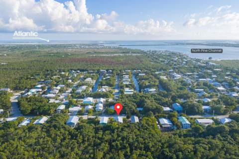 29283 Coconut Palm Drive, Big Pine Key FL - photo 11 of 48