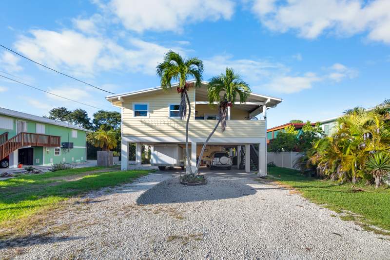 3 bedroom Single Family Residence at 29283 Coconut Palm Drive, Eden Pines Colony (29.0), Big Pine Key — photo 4