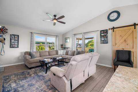 29283 Coconut Palm Drive, Big Pine Key FL - photo 10 of 48