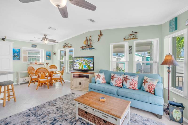 2 bedroom Mobile Home at 55 Boca Chica Road #447, Seaside Resort Tp (10.0), Big Coppitt — photo 4