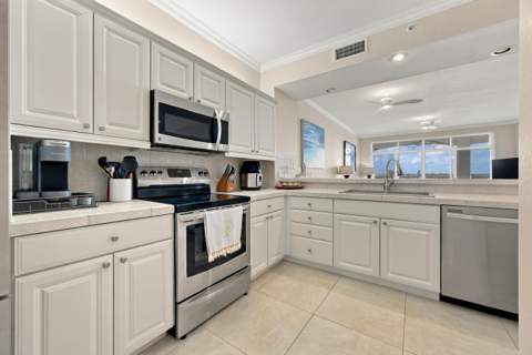 5607 College Road ## B302, Key West FL - photo 19 of 35