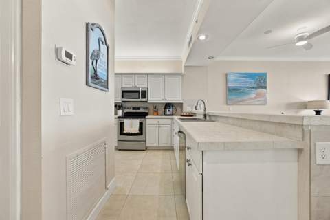 5607 College Road ## B302, Key West FL - photo 15 of 35