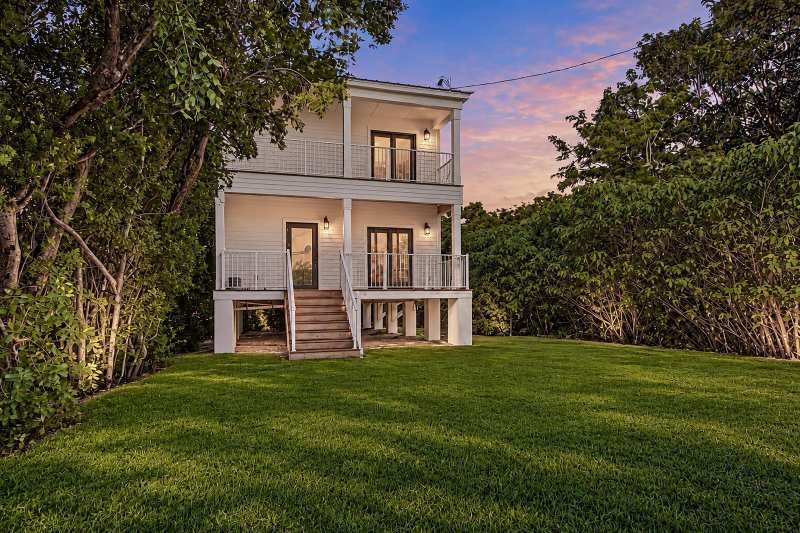 3 bedroom Single Family Residence at 13 Oceanview Boulevard, Seaside Sub (94.5), Key Largo — photo 1