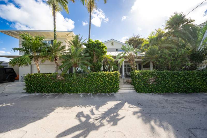 5 bedroom Single Family Residence at 18 Hilton Haven Road, Hilton Haven Sec 2 A (2.0), Key West — photo 4