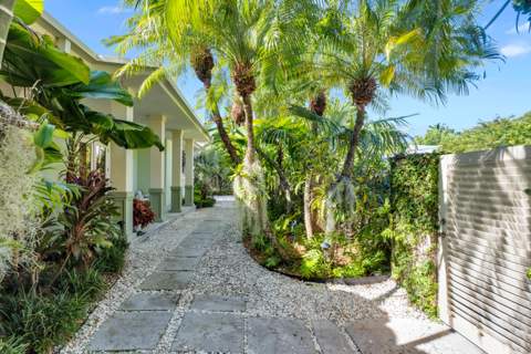 1028 Flagler Avenue, Key West FL - photo 12 of 36