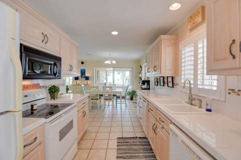 86 S Airport Drive, Summerland Key FL - photo 12 of 40