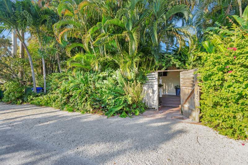 4 bedroom Single Family Residence at 1320 Eliza Street, Knights Sub (2.0), Key West — photo 5