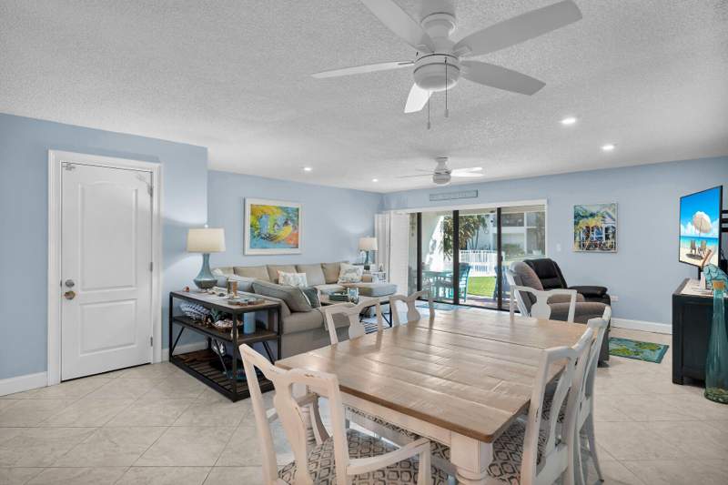 2 bedroom Condominium at 601 W Ocean Drive #302, Cay Condo (53.5), Key Colony — photo 3