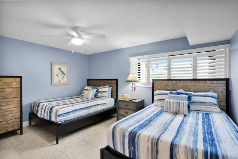 601 W Ocean Drive #302, Key Colony FL - photo 16 of 38